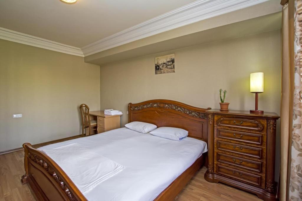 Lesi Apartament Jerevan Exteriér fotografie